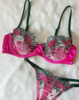 Lingerie Felicity