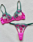 Lingerie Felicity
