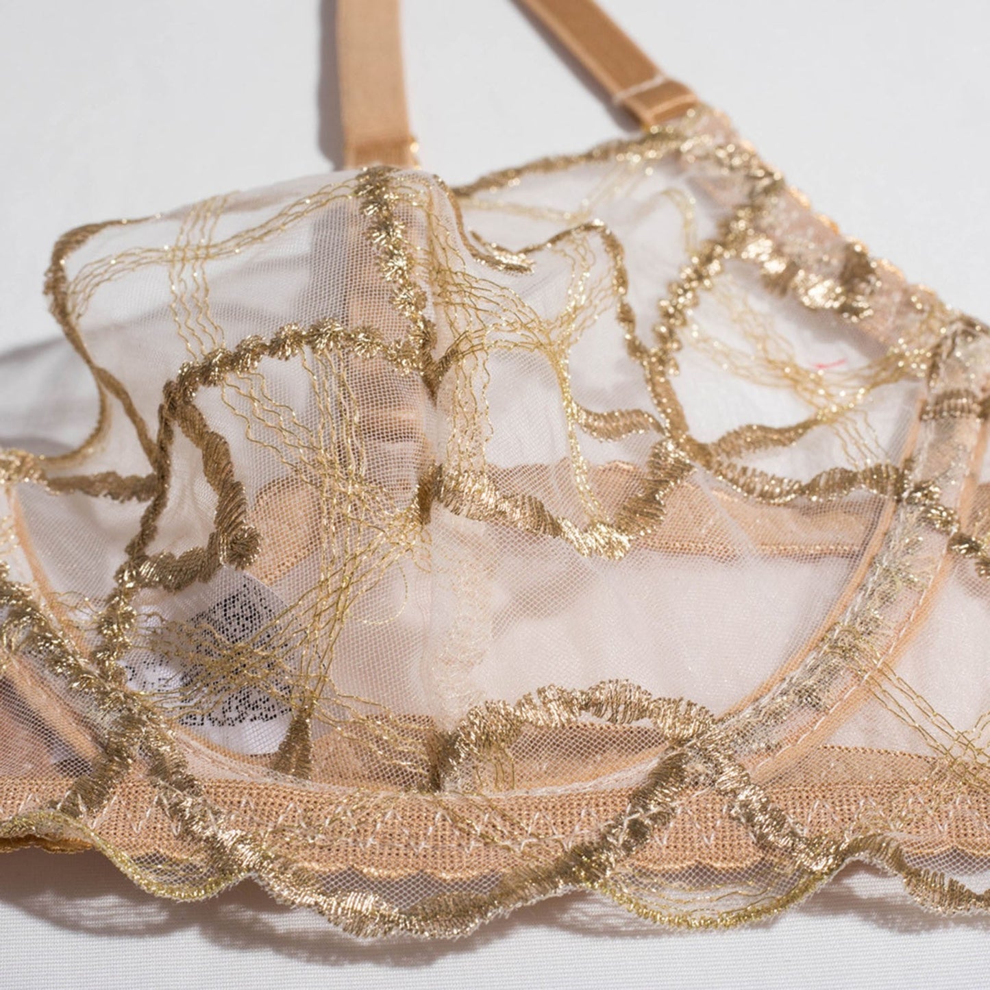 Lingerie Golden Lines