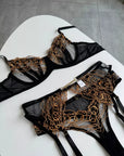 Lingerie Ouro Nero
