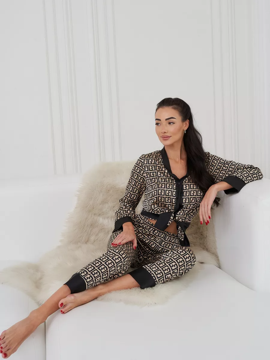 Pijama Longo Luxe Monogram