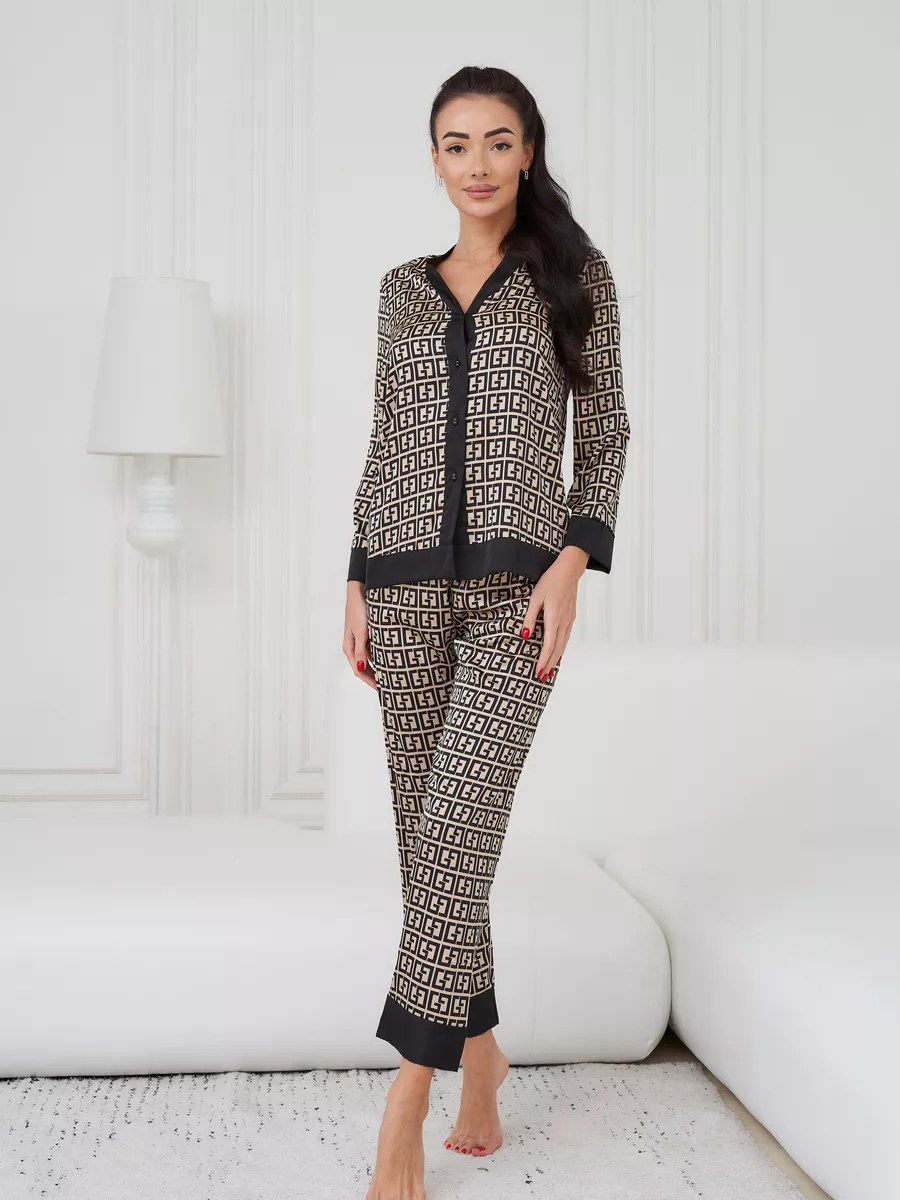Pijama Longo Luxe Monogram
