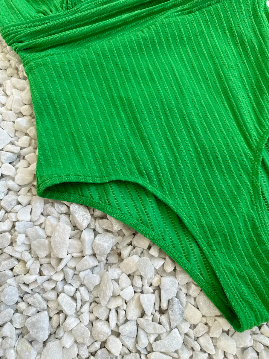 Maiô Belladonna Verde Esmeralda