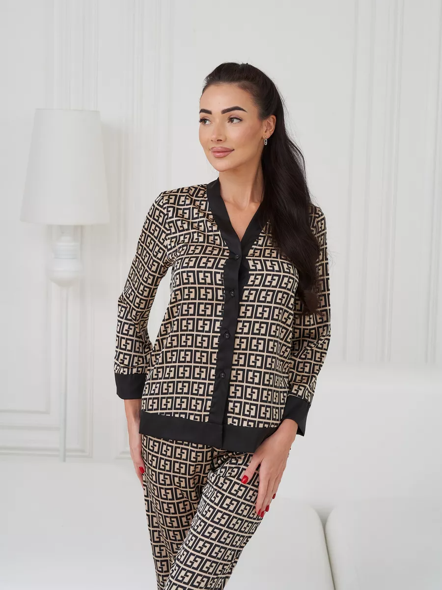 Pijama Longo Luxe Monogram