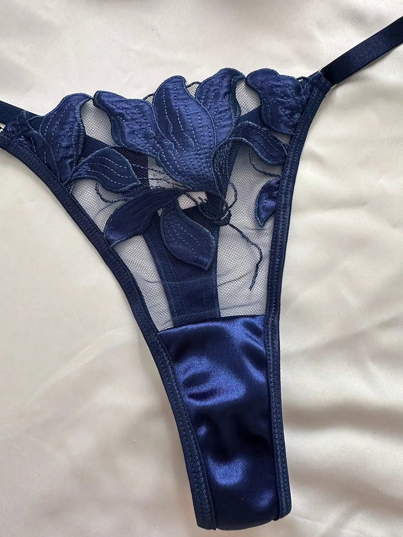 Lingerie Tempina: Celebre a mulher poderosa que você é com essa lingerie incrível