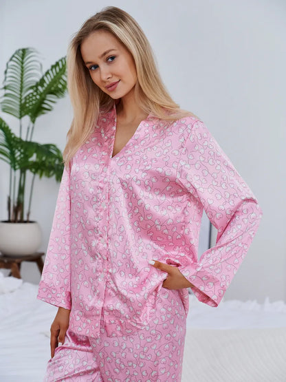 Pijama Longo Corações Pontilhados