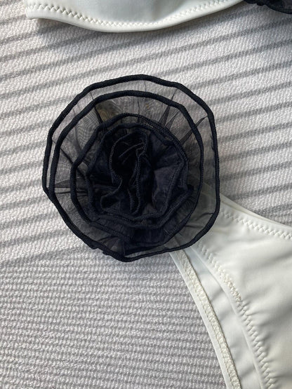 Biquíni Tomara que Caia Comte