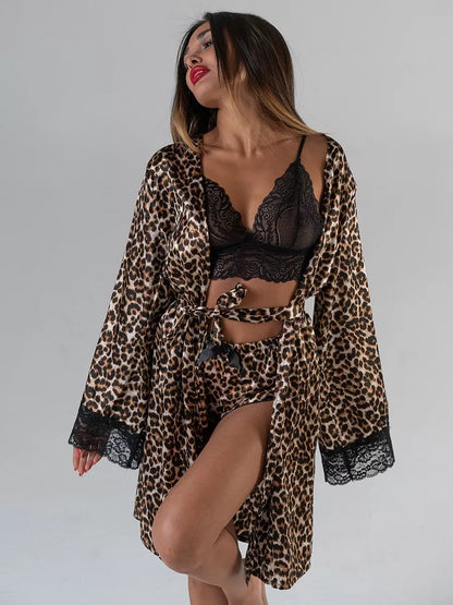 Conjunto BabyDoll e Robe Wild Lace