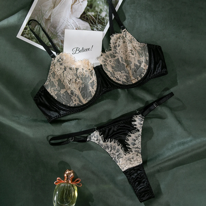 Lingerie Desert Night