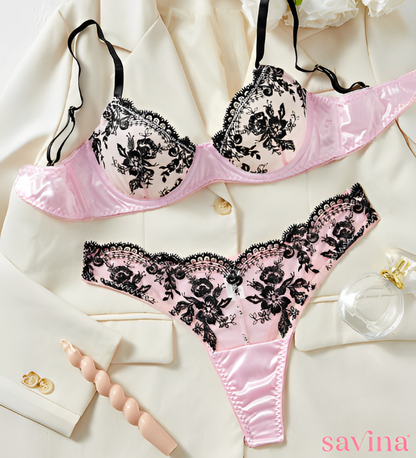 Lingerie Amber
