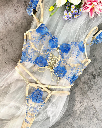 Lingerie Alice no País das Maravilhas