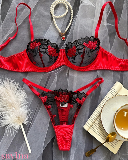 Lingerie Felicity