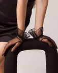 Luvas Noir Élégance