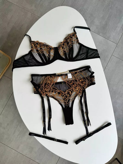 Lingerie Ouro Nero