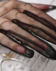 Luvas Noir Élégance