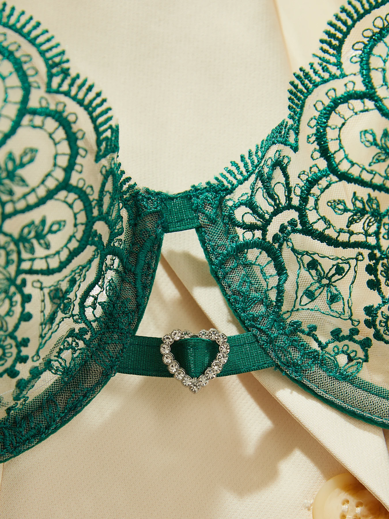 Lingerie Flor de Esmeralda