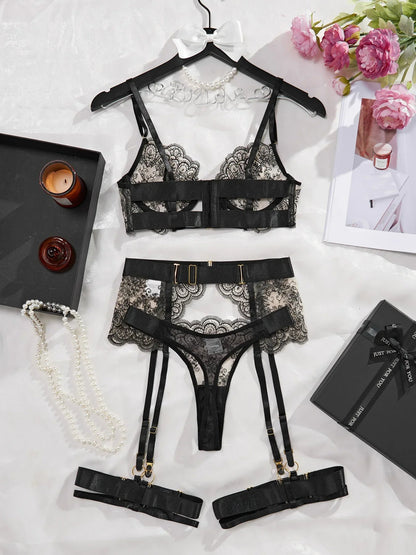 Detalhes exclusivos da lingerie Valeria, design único que faz a diferença.