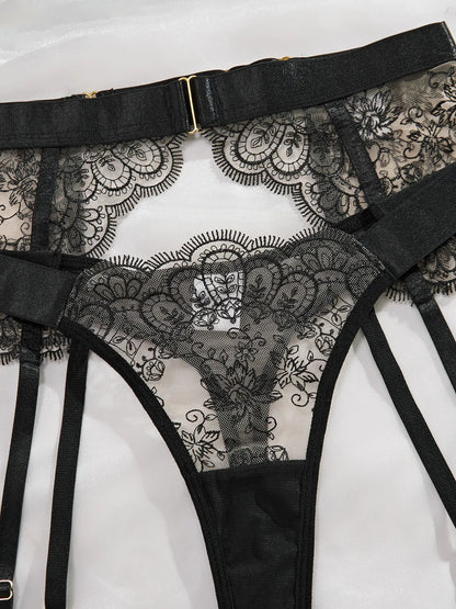 Renda delicada da lingerie Valeria, um toque de sofisticação e feminilidade.