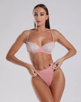 Ajuste perfeito da lingerie Yummy, modelando o corpo com conforto